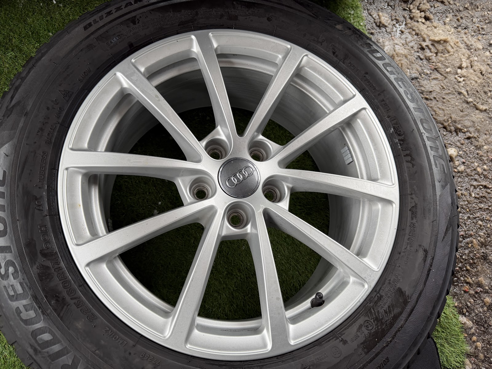Bridgestone 225/60 R17 - Image 12