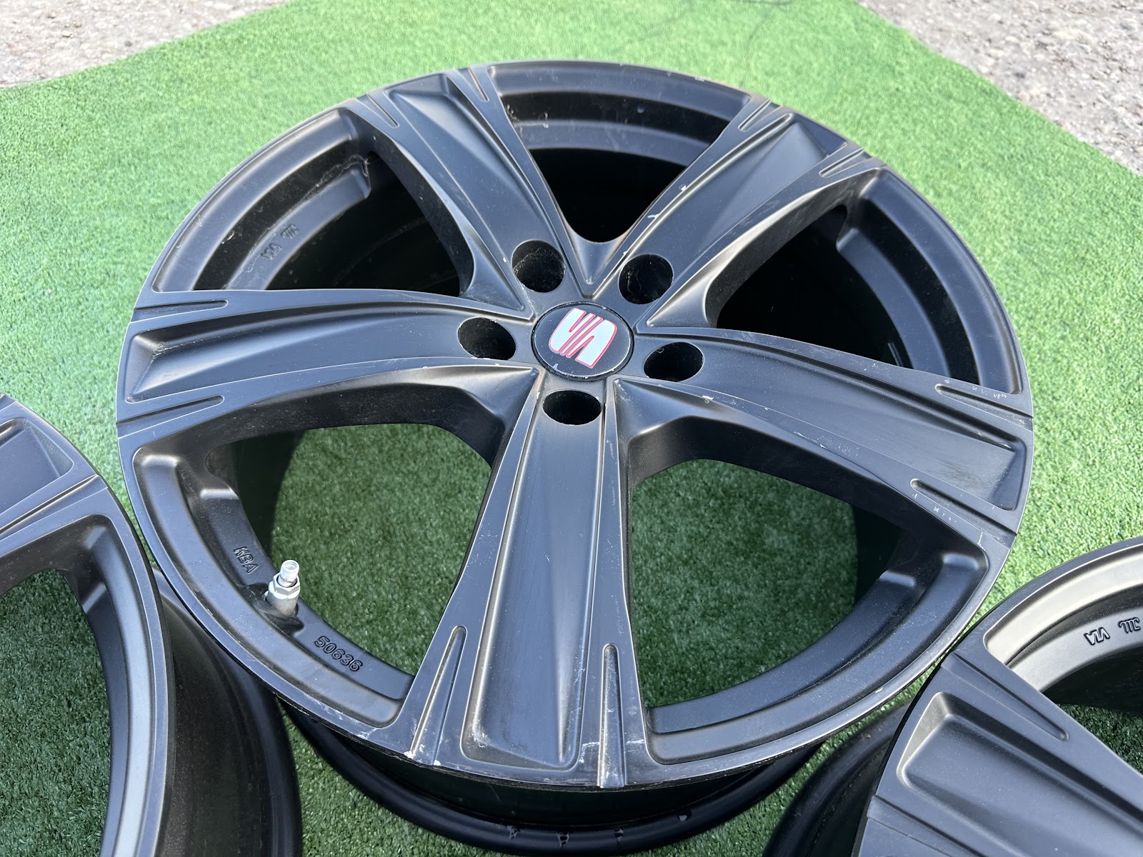 Seat VOKISKI - 8,5J, ET30 - Image 4
