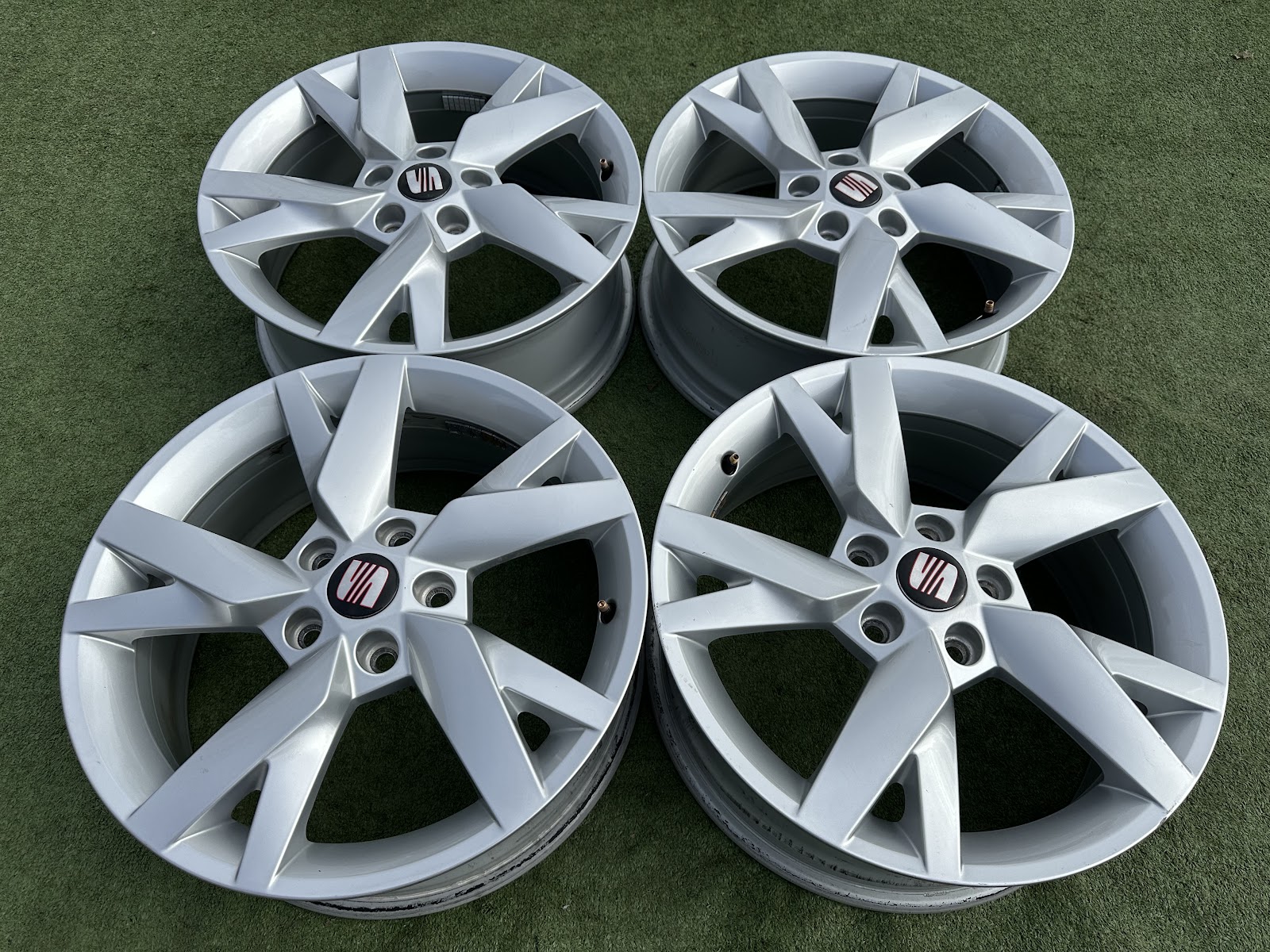 Seat ALTEA - 6,5J, ET46
