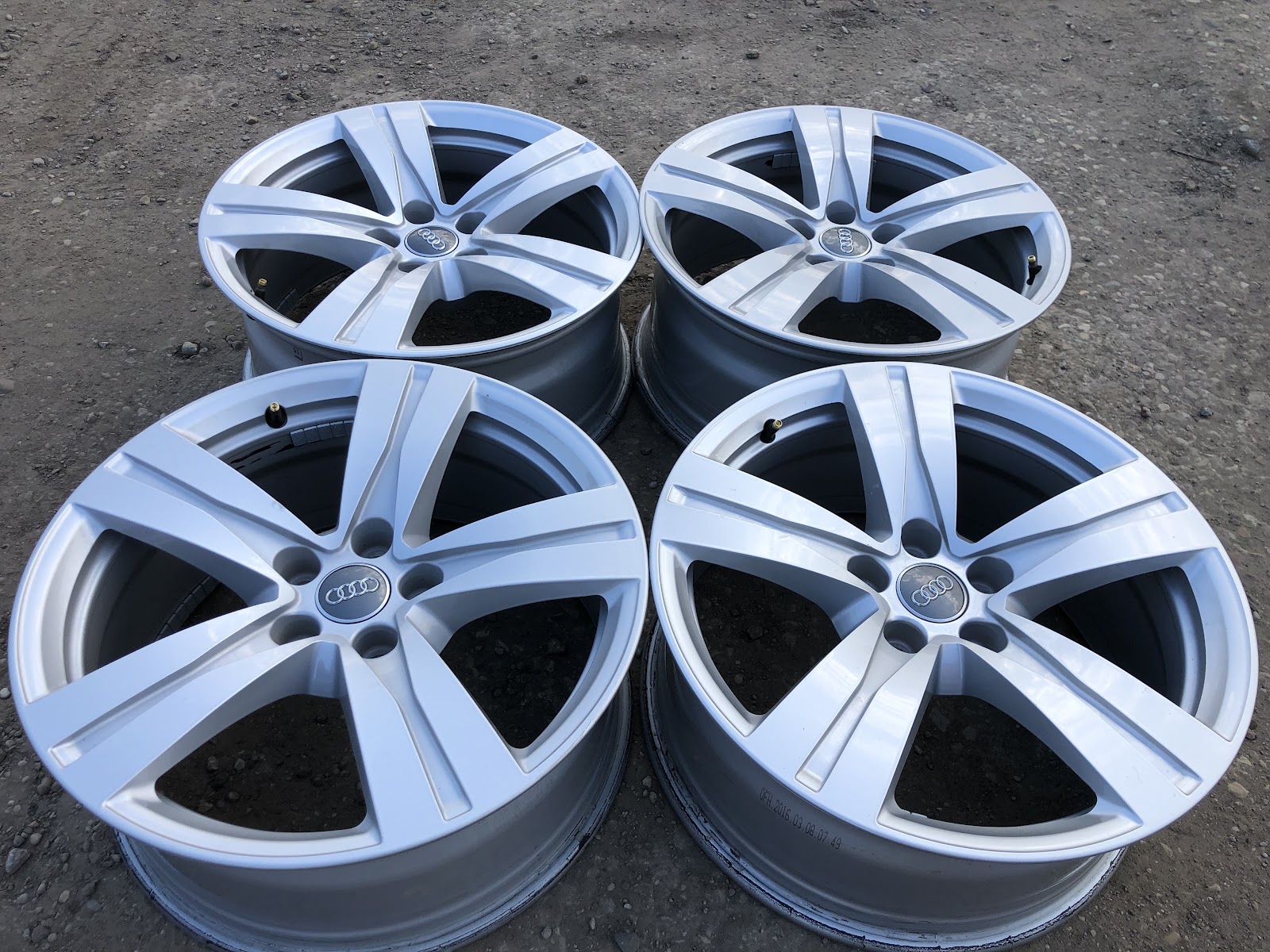 Audi ORGINALUS - 8J, ET25