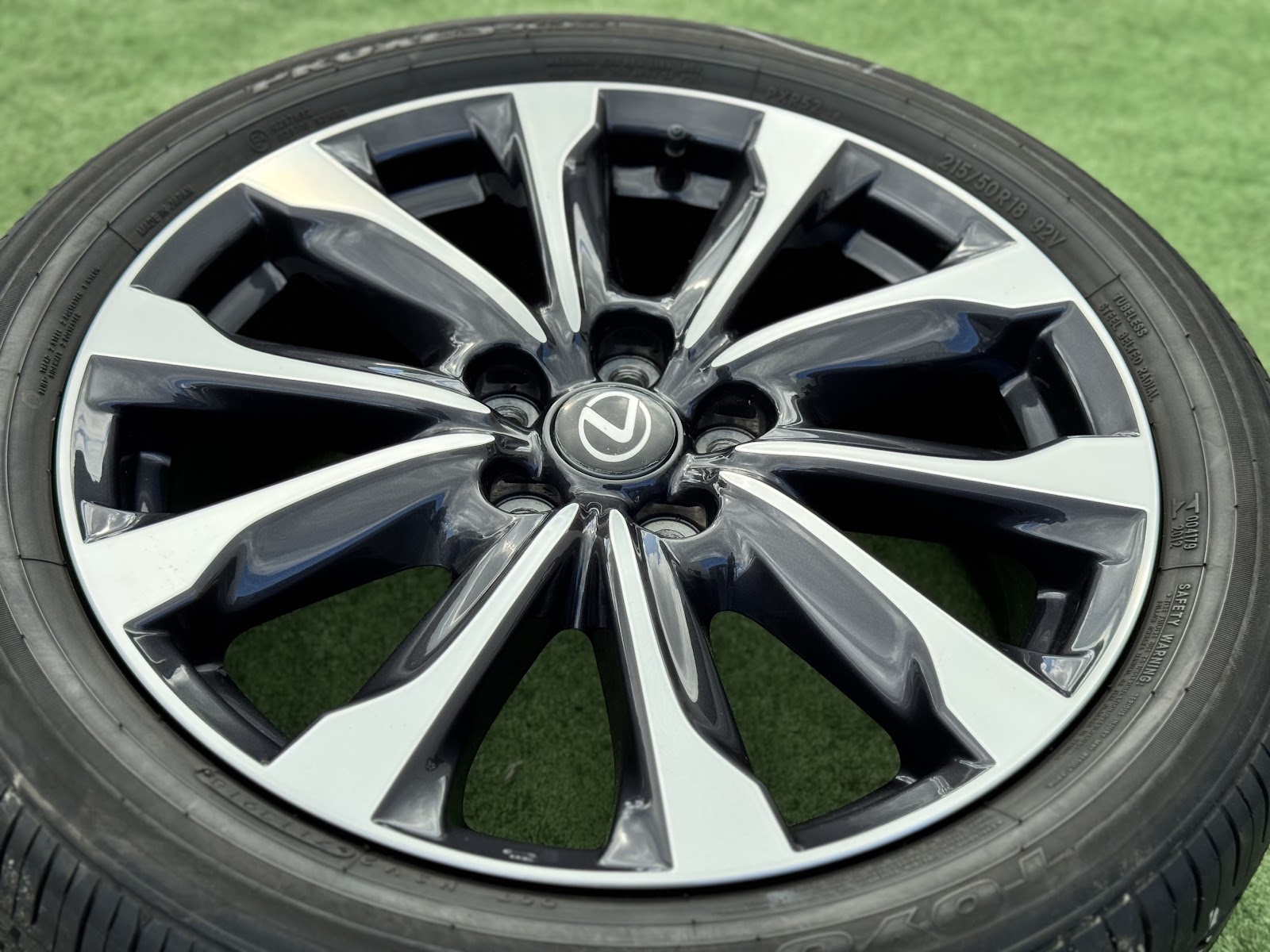 Lexus ORGINALUS - 7J, ET50 - Image 4