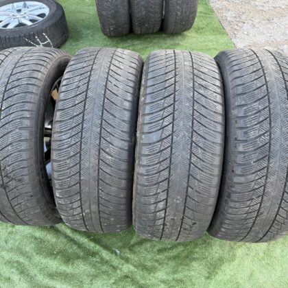 Bridgestone 245/50 R19
