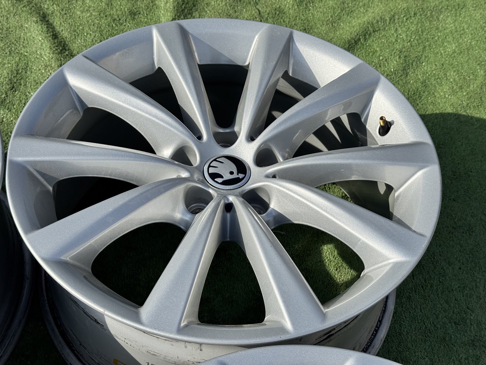 Skoda ORGINALUS - 8J, ET30 - Image 4