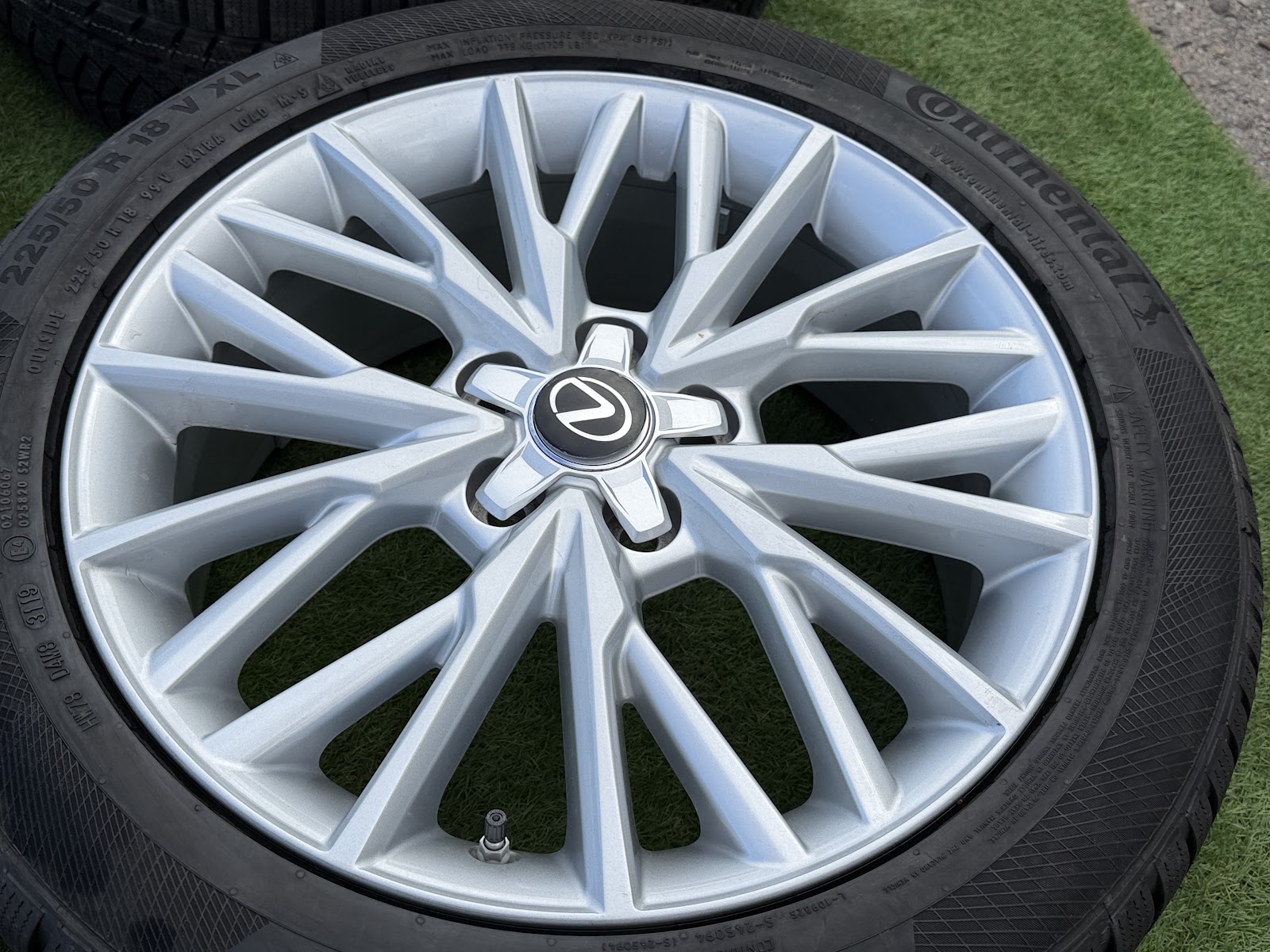 Lexus 7J ET50 - Image 3