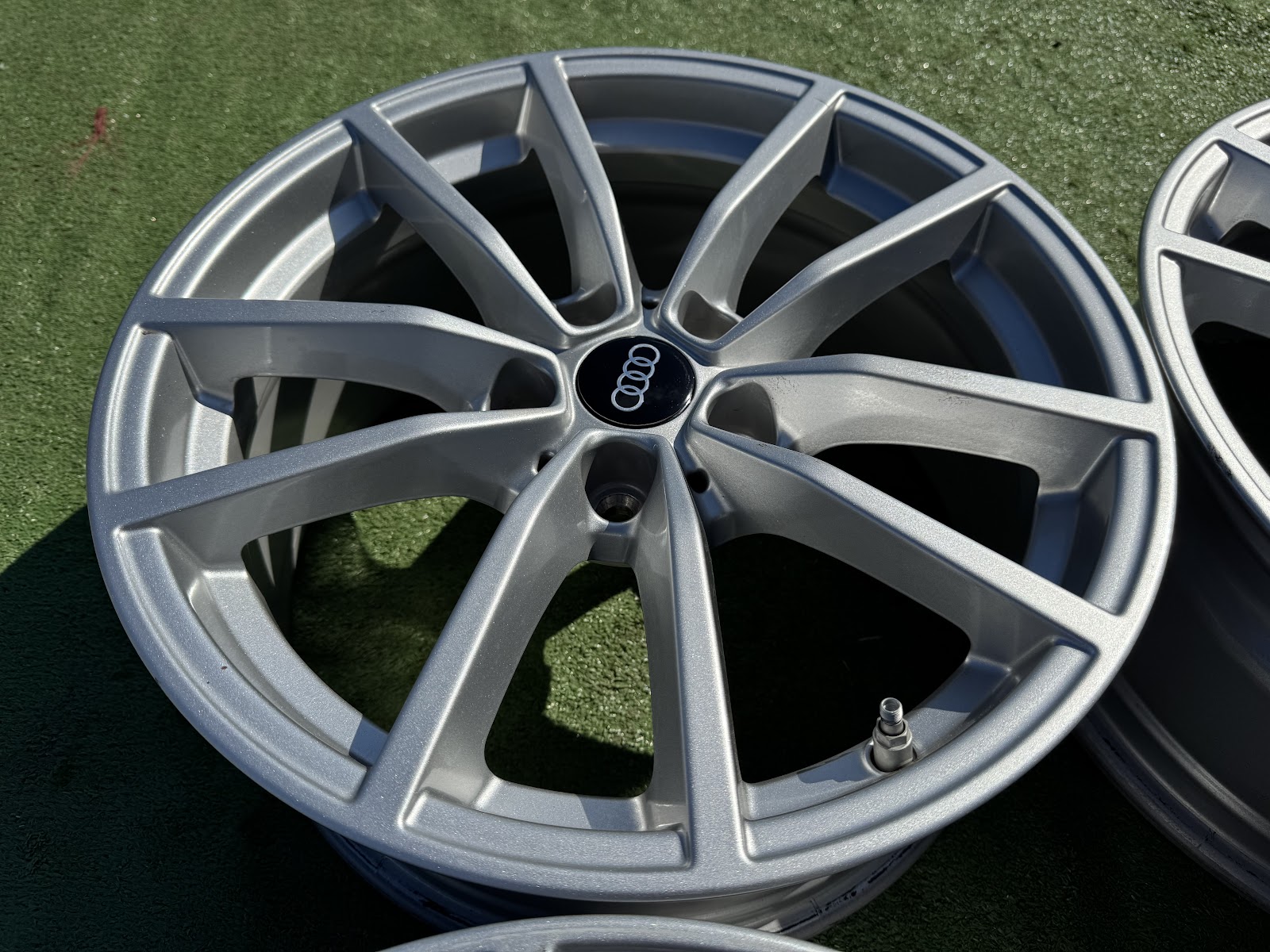 Audi 7.5J, ET30 - Image 5