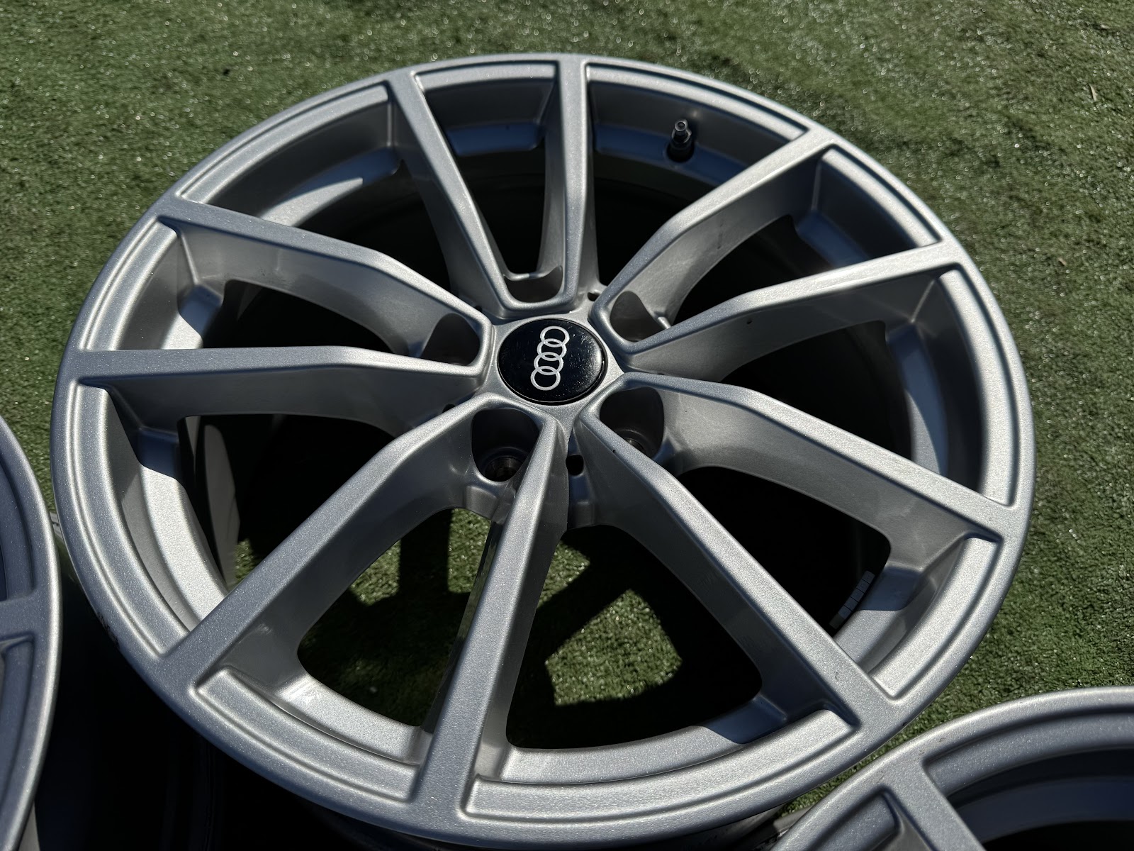 Audi 7.5J, ET30 - Image 4