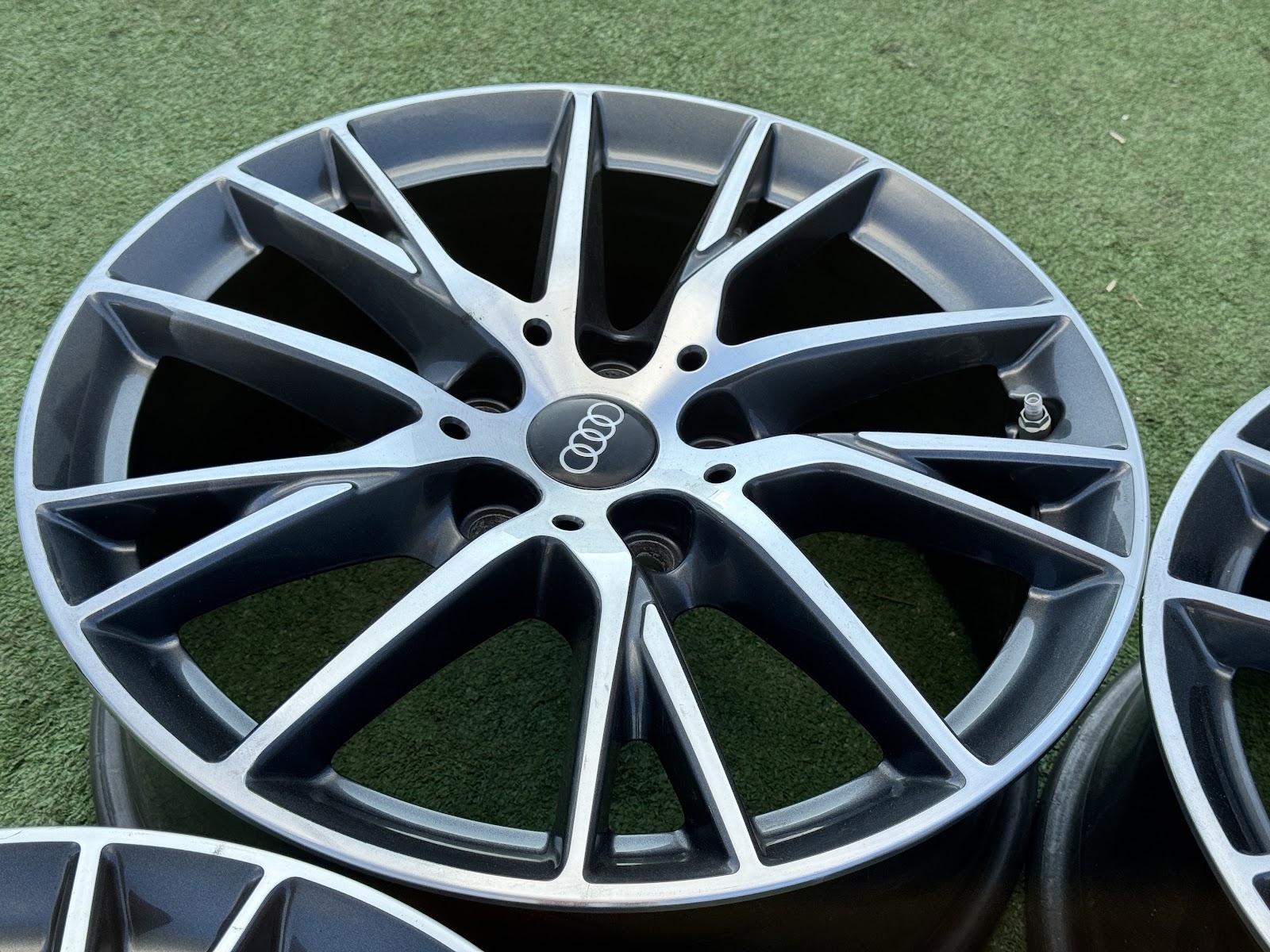 Audi ORGINALUS - 7J, ET47 - Image 5