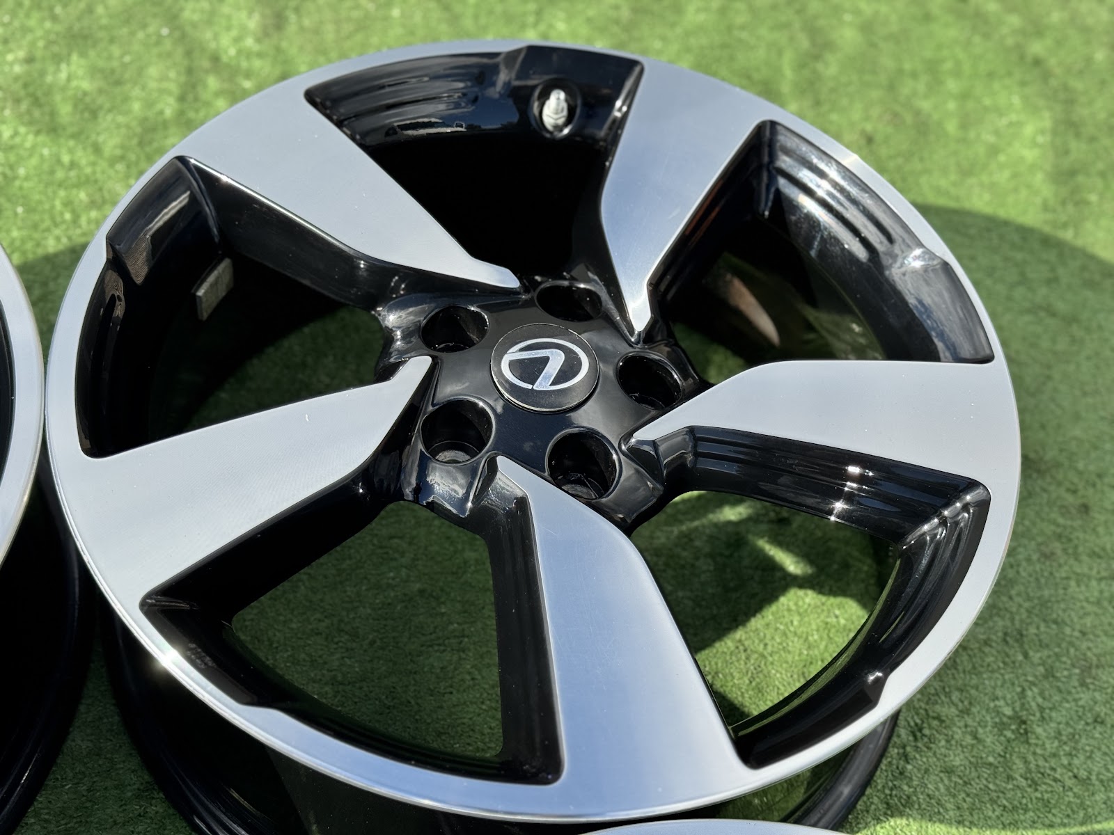 Lexus ORGINALUS - 7J, ET40 - Image 4