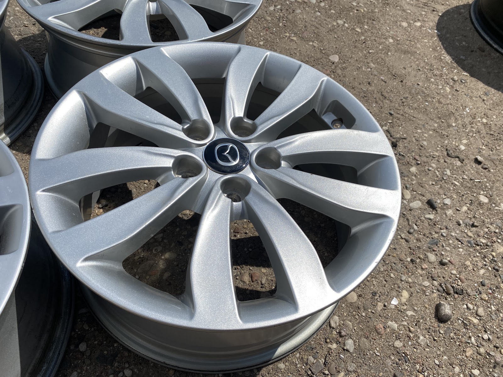 Mazda ORGINALUS - 7J, ET50 - Image 3