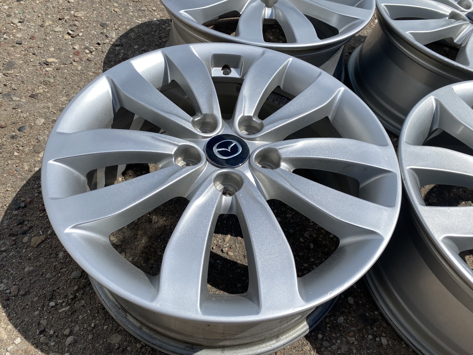 Mazda ORGINALUS - 7J, ET50 - Image 2