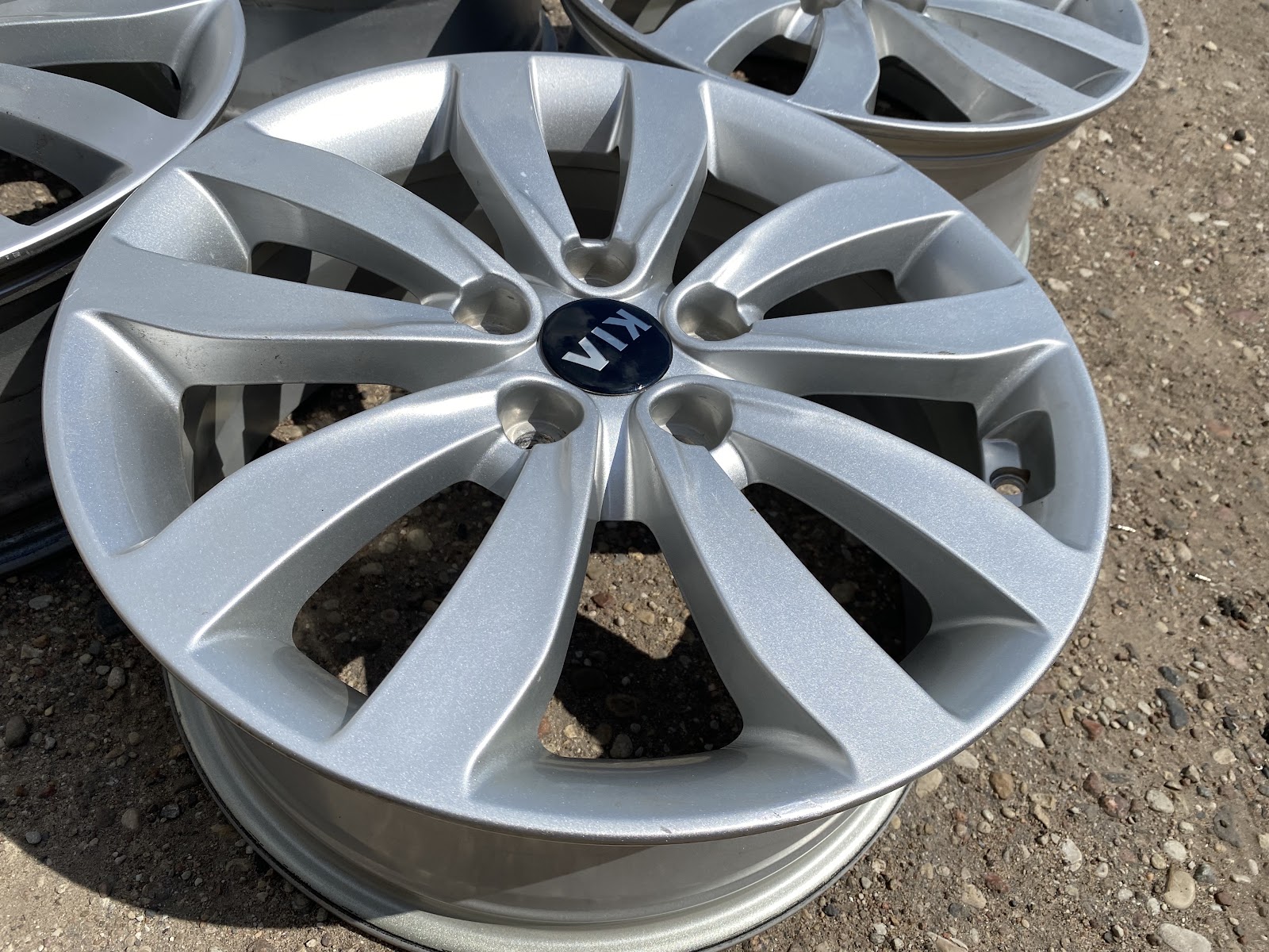 KIA ORGINALUS - 7J, ET50 - Image 3