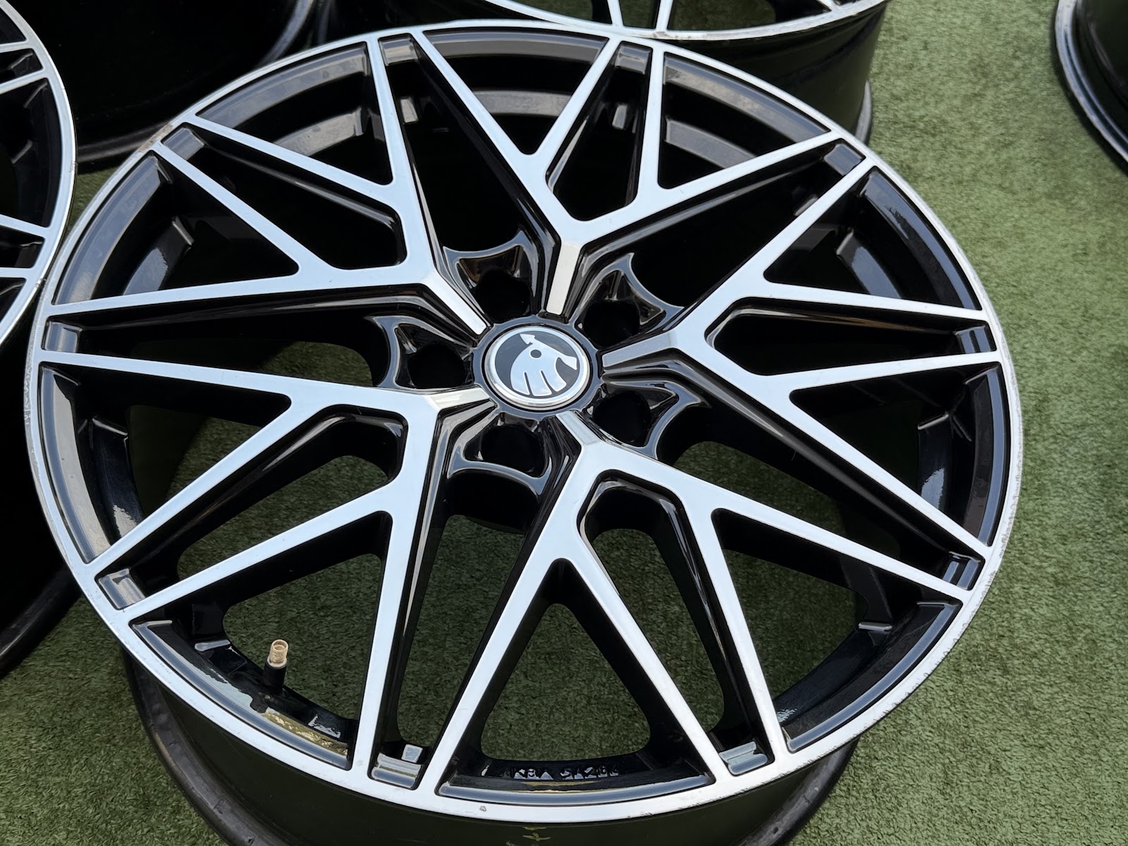 Skoda Vokiski, 8.5J ET30 - Image 3