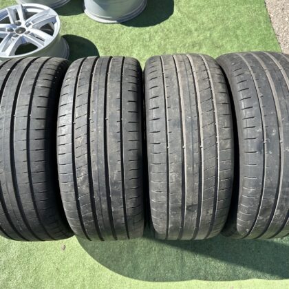 Goodyear 235/35 R19