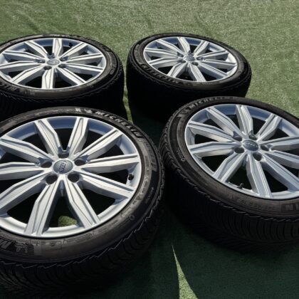 Audi VOKISKI 8J, ET39