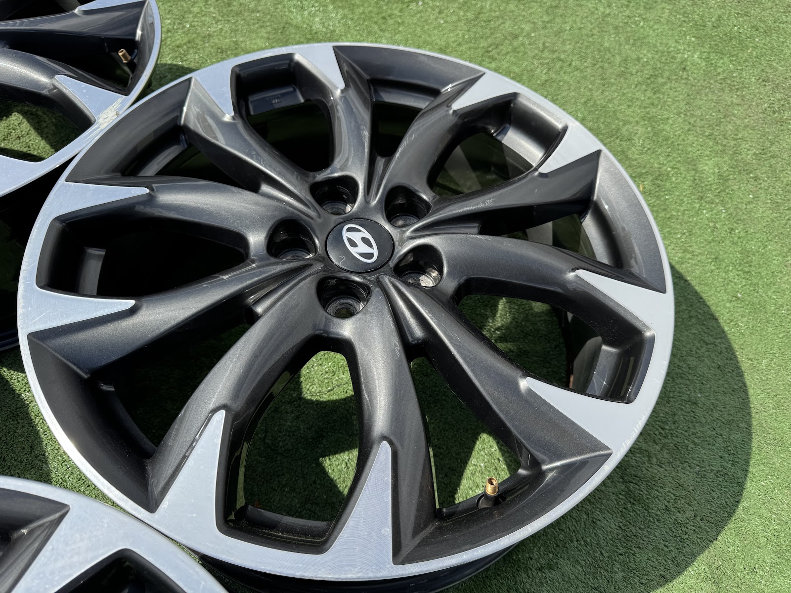Hyundai ORGINALUS - 7J, ET50 - Image 4