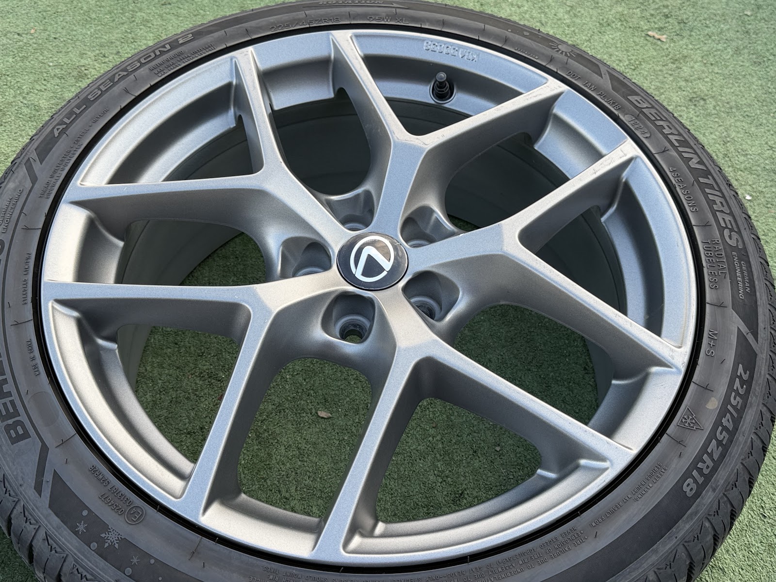 Lexus Vokiski 8J, ET40 - Image 4