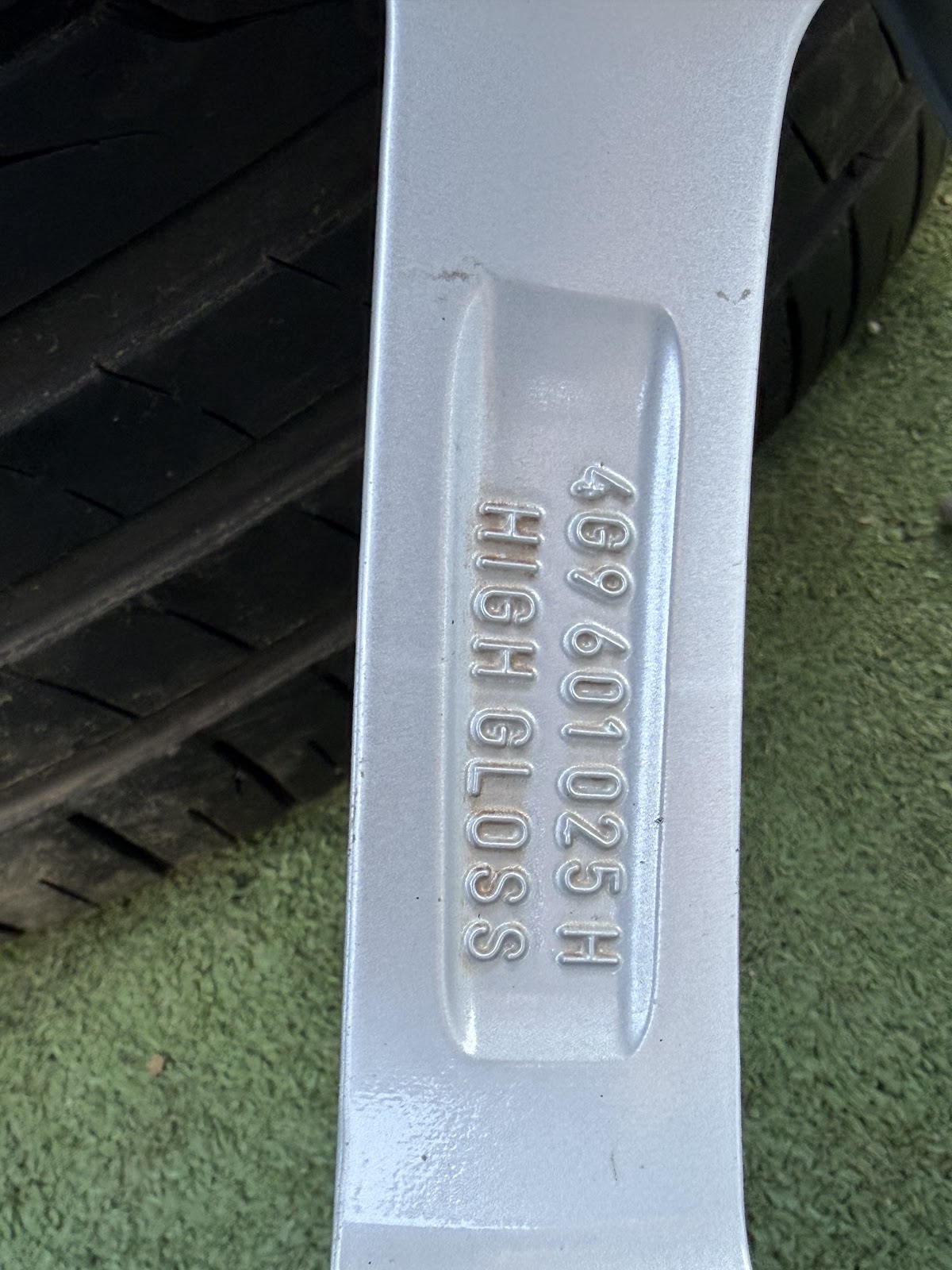 Volkswagen VOKISKI, 8.5J ET43 - Image 10