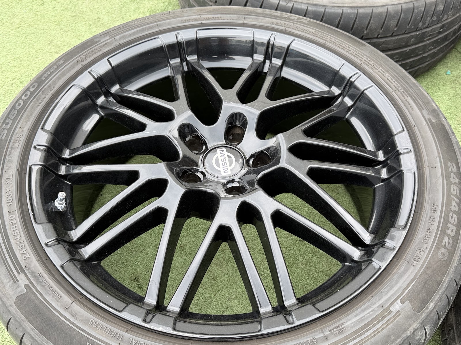 Nissan VOKISKI, 8.5J, ET35 - Image 2