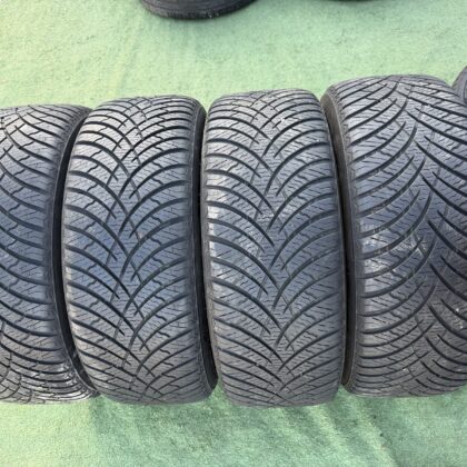 Black-Star 225/45 R18