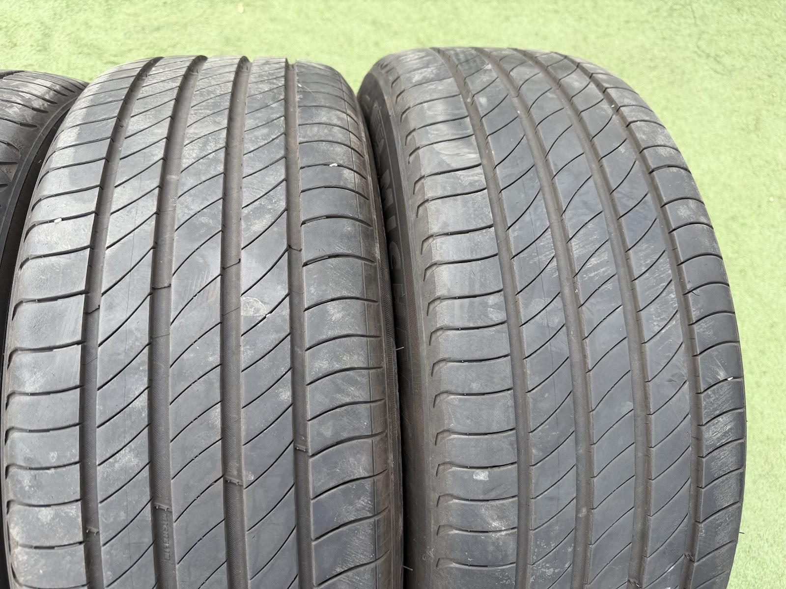 Michelin 235/55 R19 - Image 2