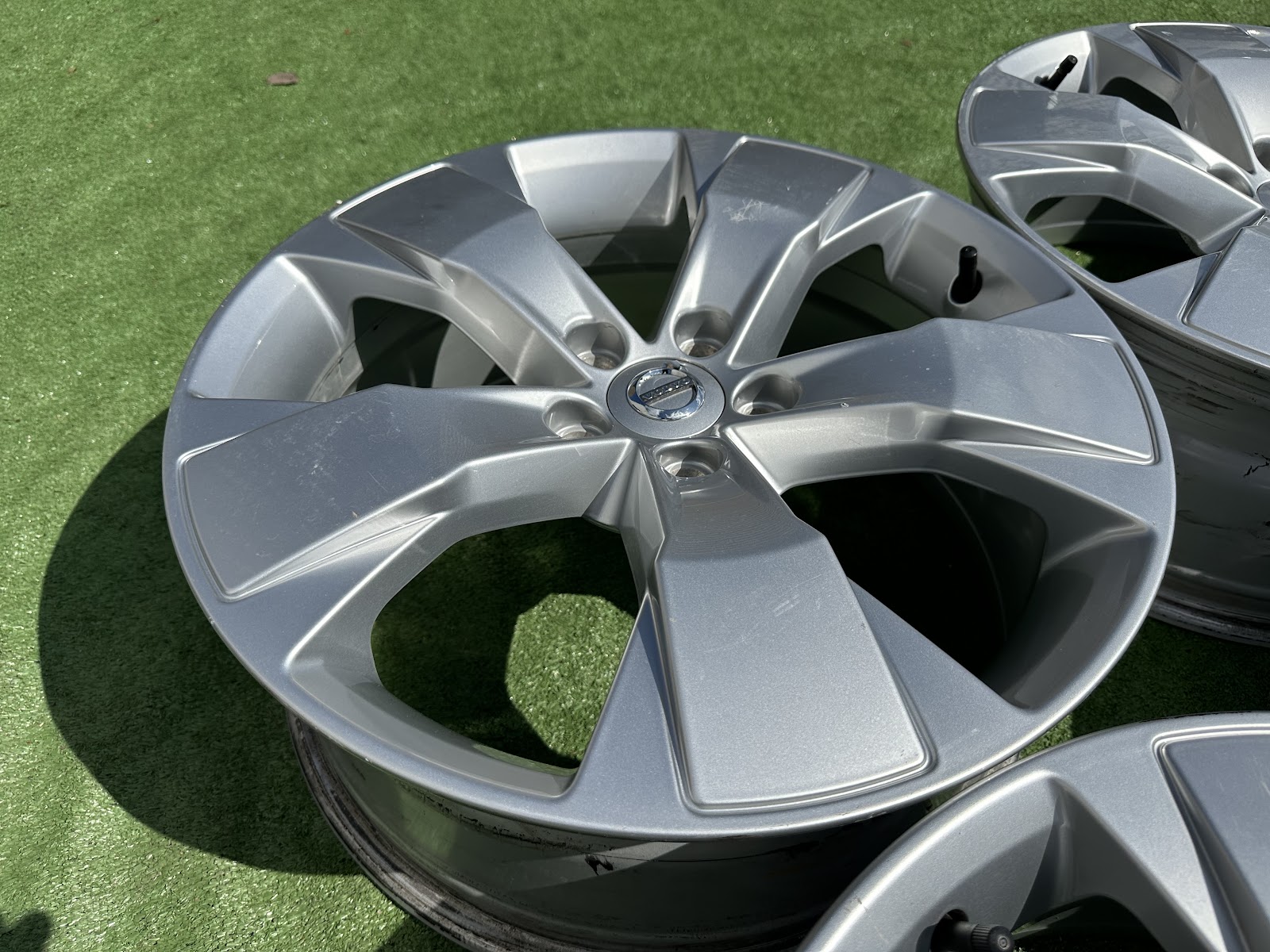 Volvo ORGINALUS, XC40 - Image 5