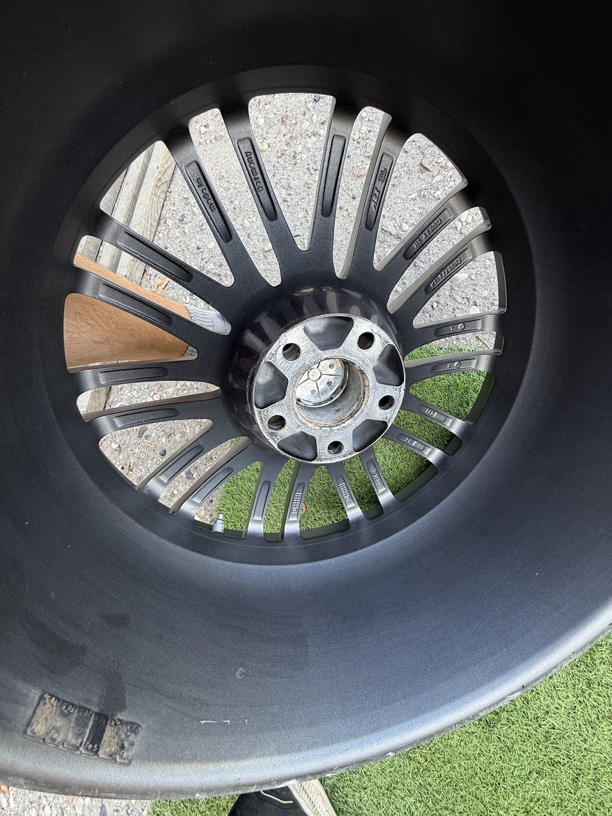 Volkswagen VOKISKI- 9J ET20 - Image 11