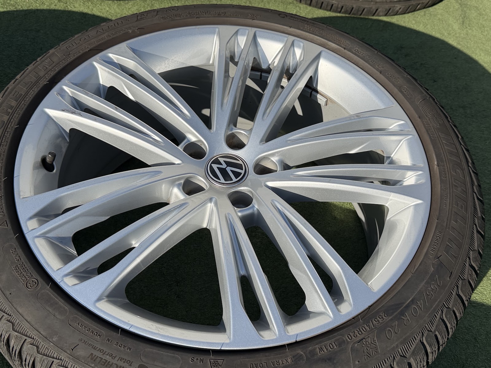Volkswagen TIGUAN, 8.5J ET30 - Image 4
