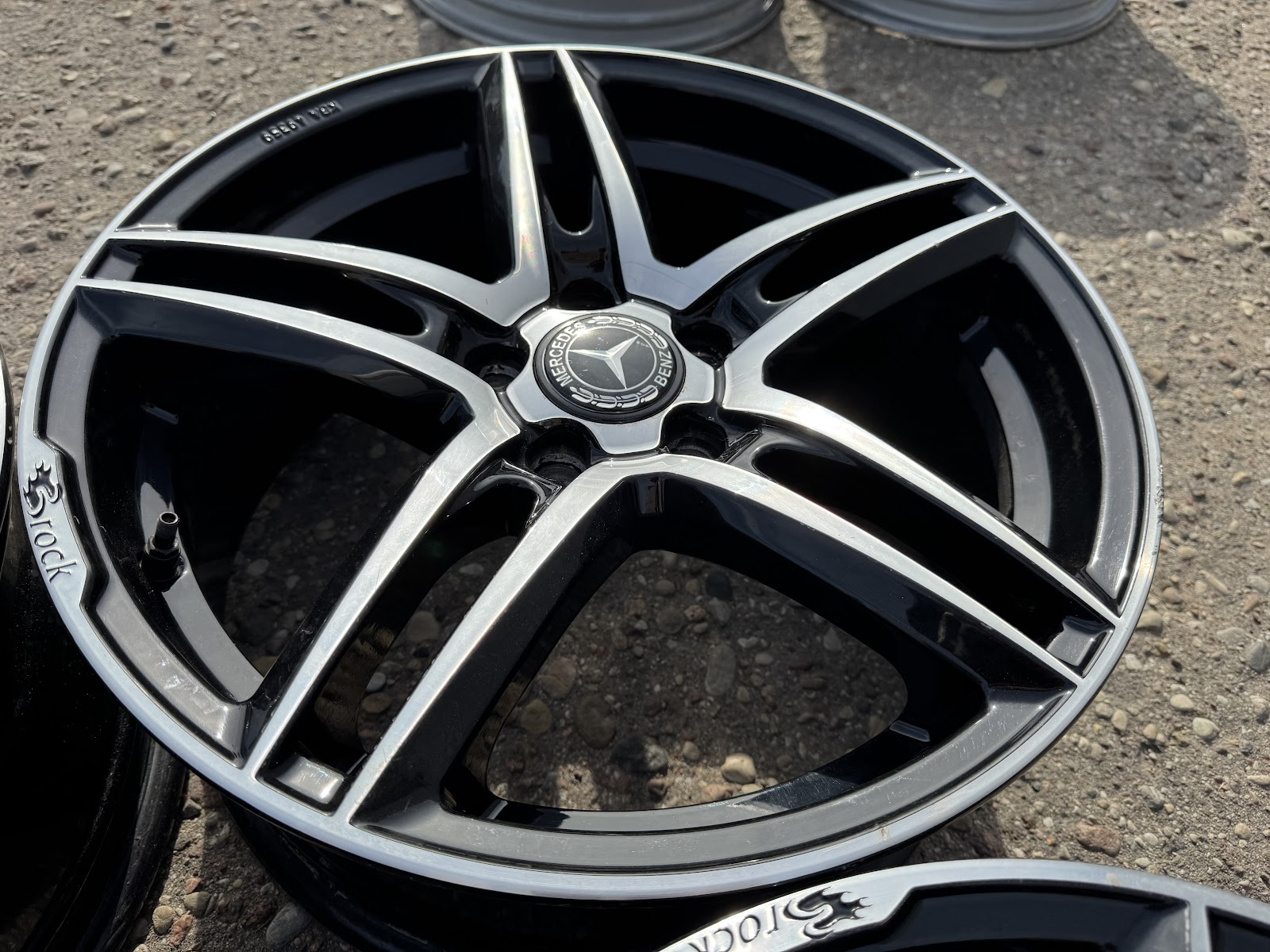 Mercedes-Benz VOKISKI - 8J, ET35 - Image 4