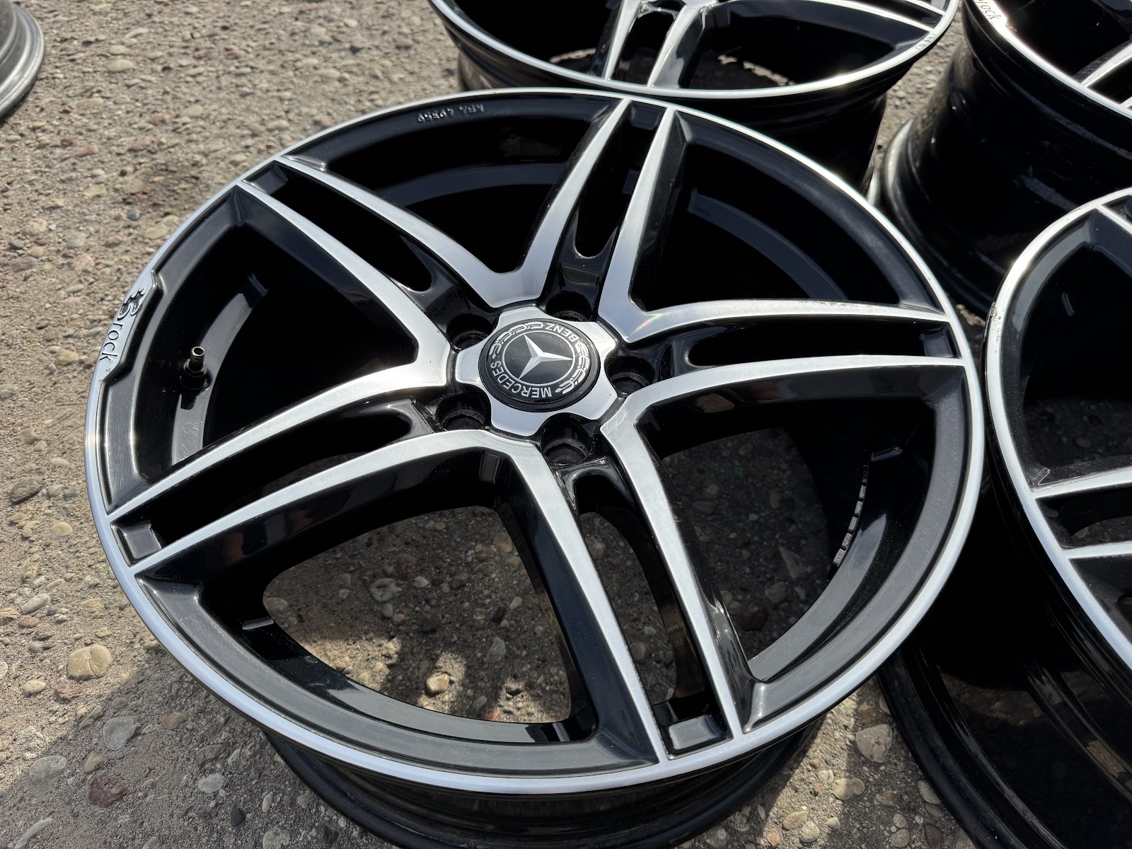 Mercedes-Benz VOKISKI - 8J, ET35 - Image 2