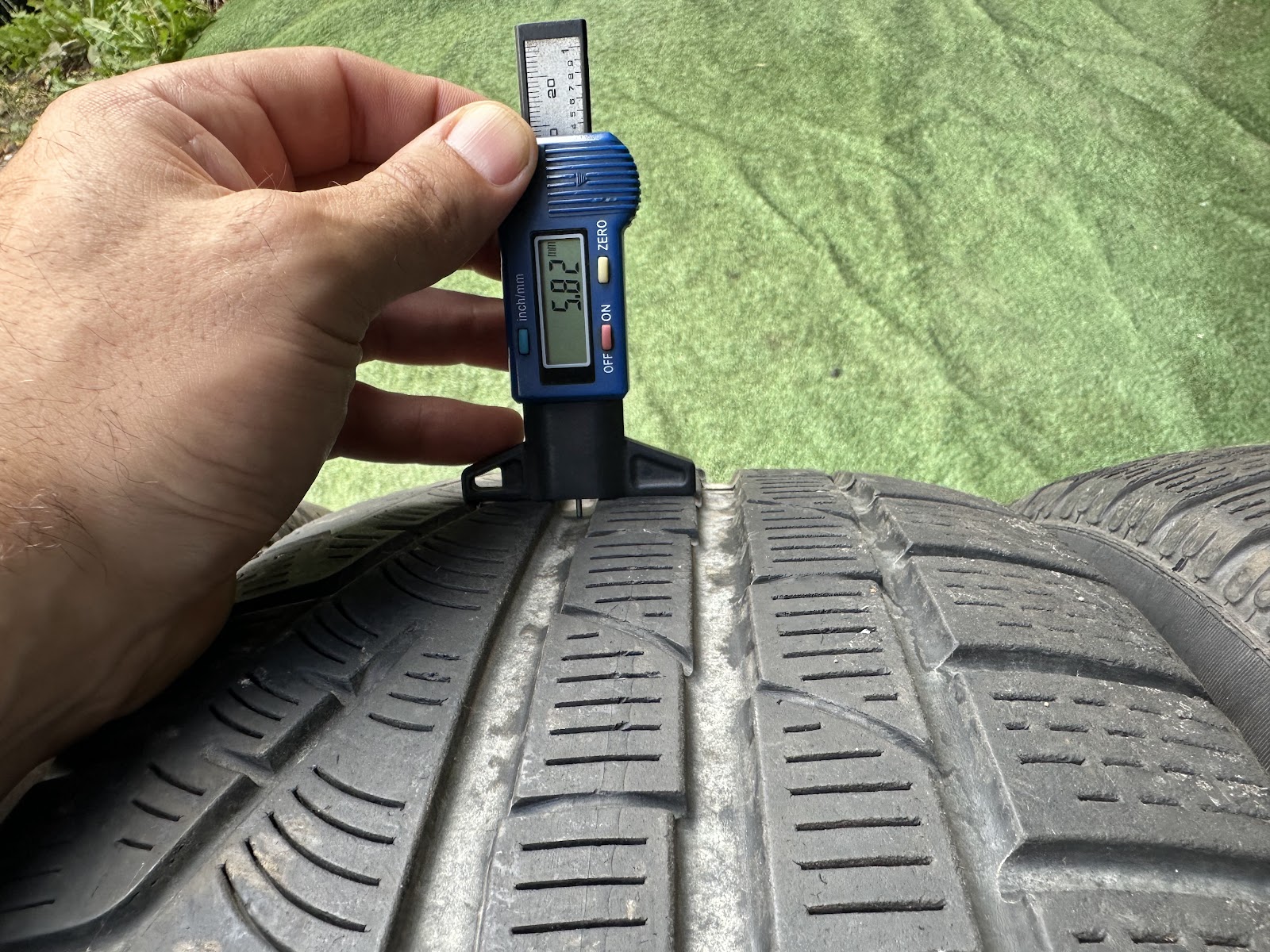 Pirelli 235/50 r19 - Image 6
