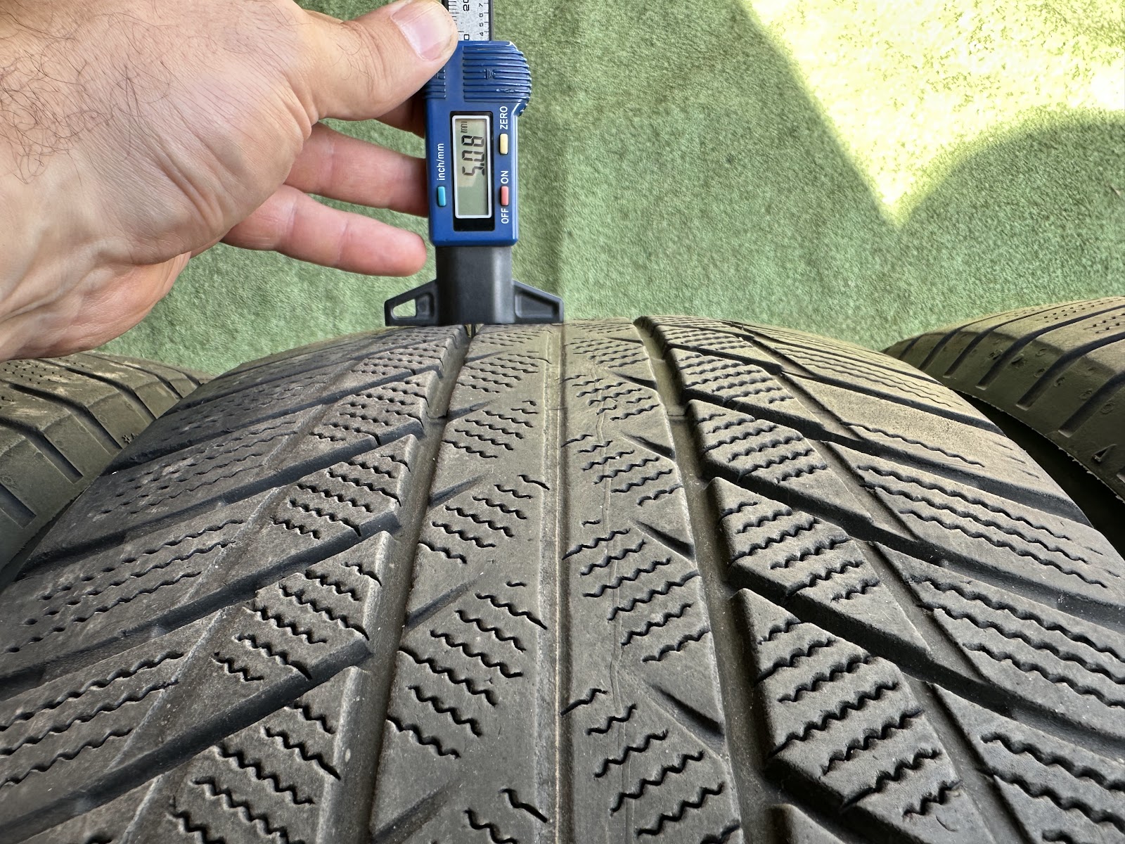 Bridgestone 245/50 r19 - Image 6