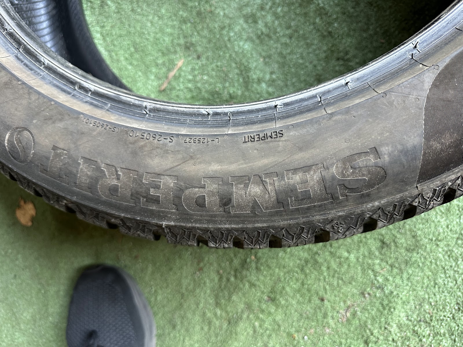 Semperit 215/55 R18 - Image 4