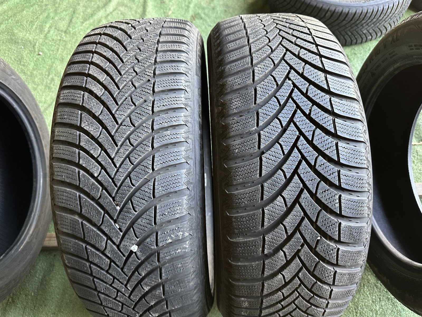 Semperit 215/55 R18