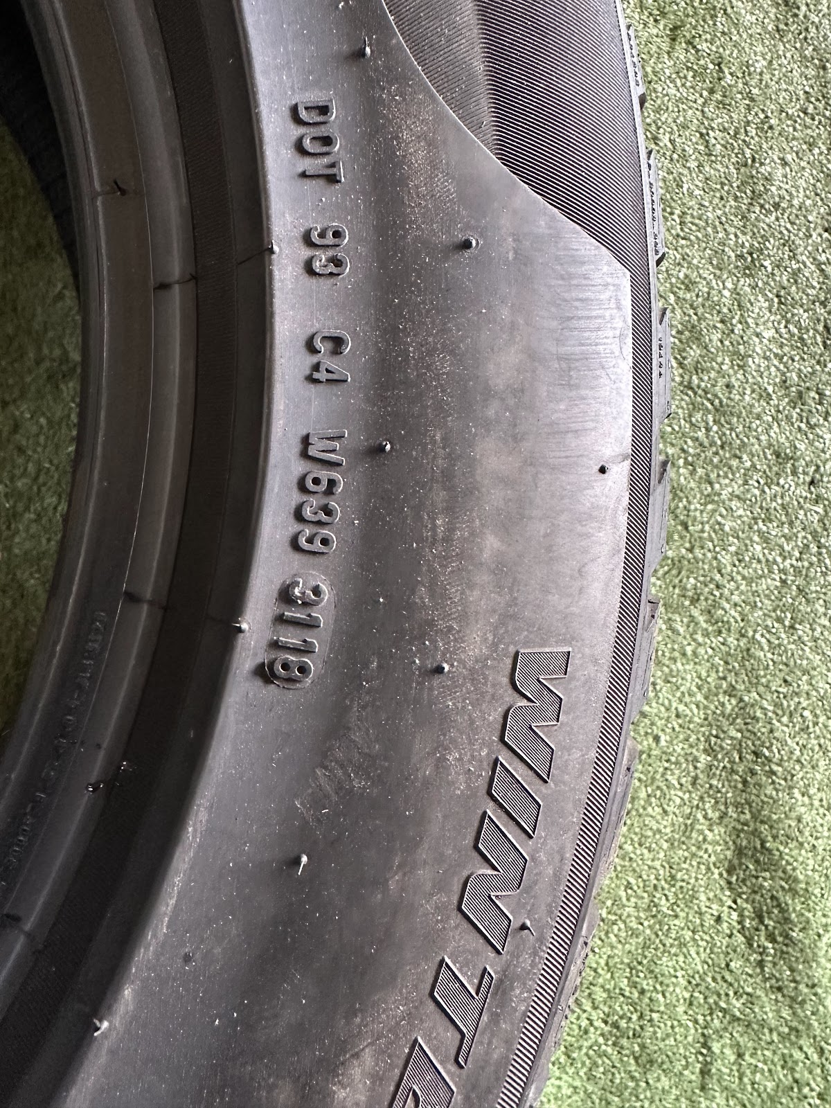 Pirelli 225/60 r17 - Image 9