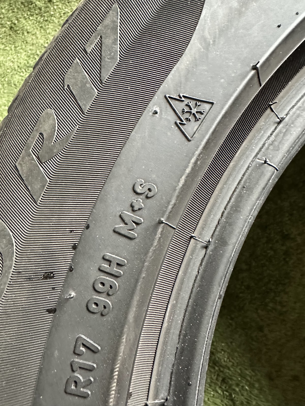 Pirelli 225/60 r17 - Image 11