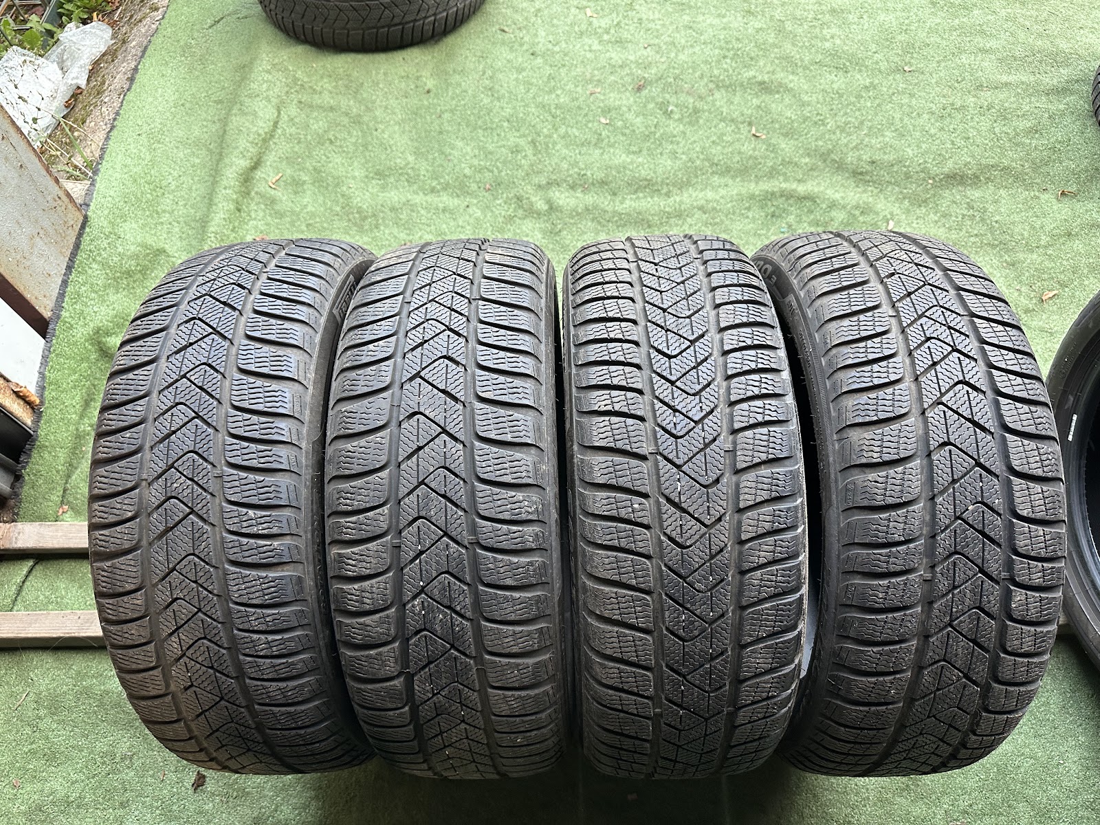 Pirelli 205/50 r17