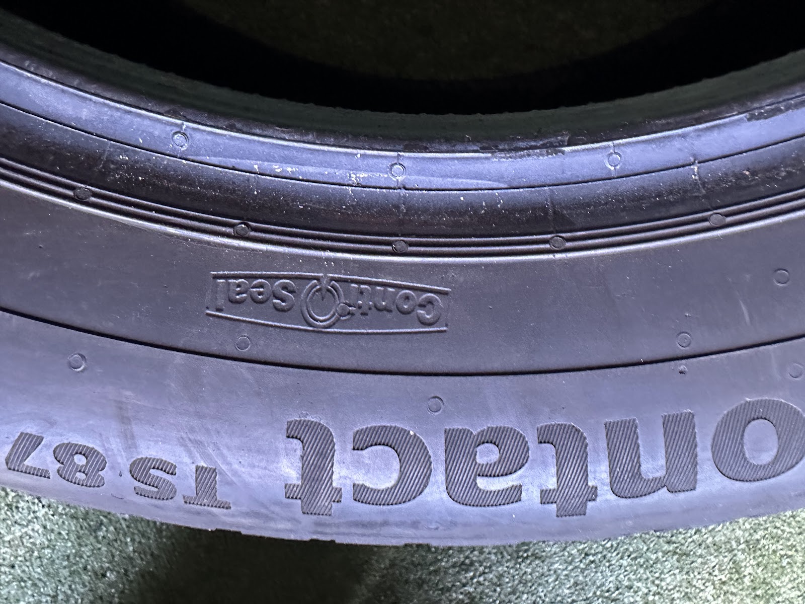Continental 215/55 r17 - Image 12