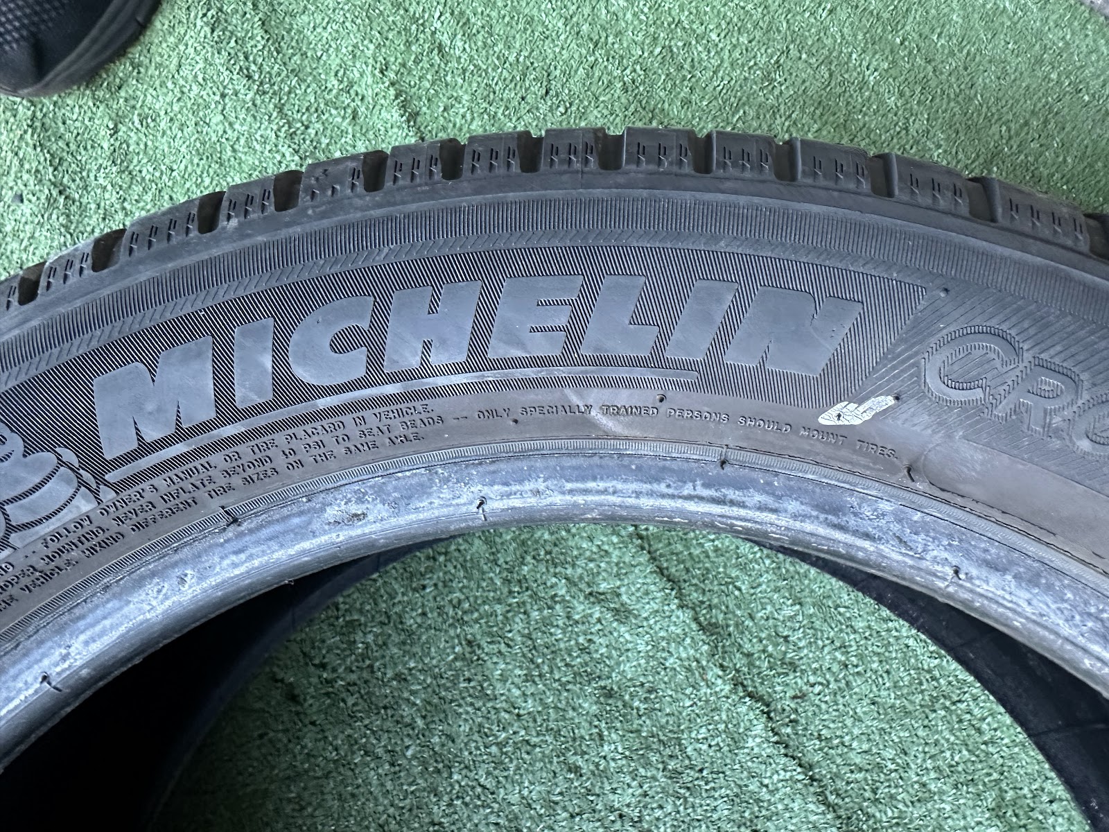Michelin 215/55 r17 - Image 8