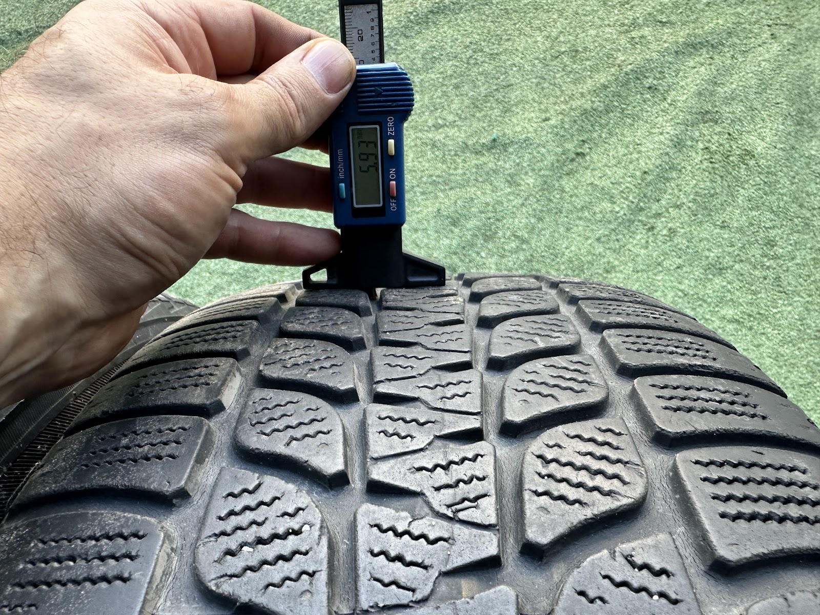 Bridgestone 235/55 R18 - Image 7