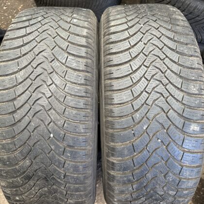 Falken 255/45 R20