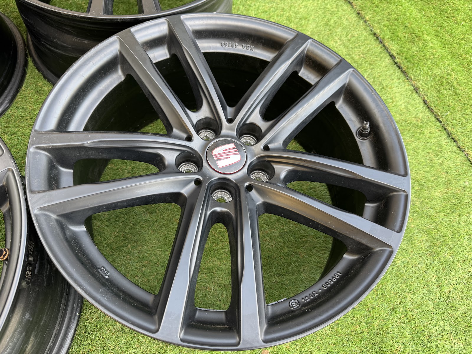 Seat VOKISKI - 7J, ET22 - Image 3