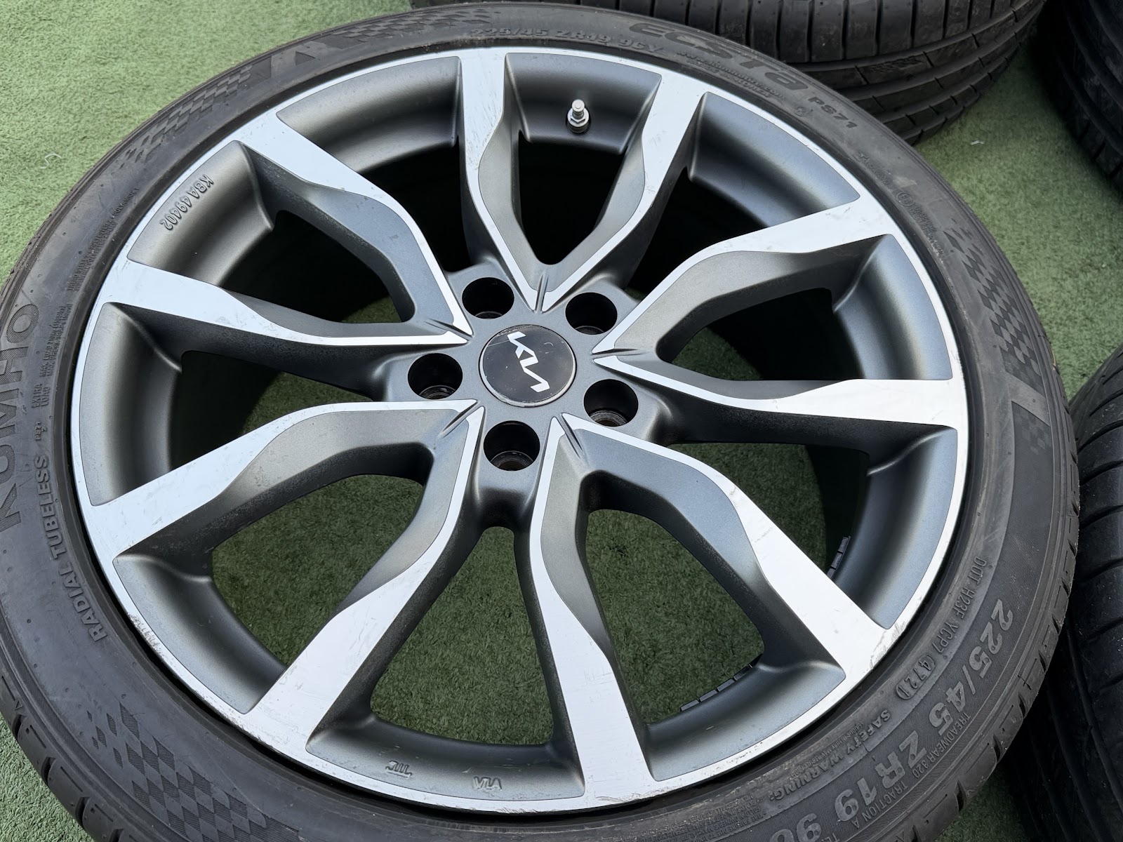 KIA 8J, ET46 - Image 2