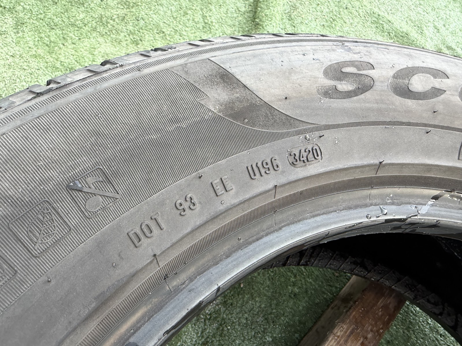 Pirelli 215/65 R17 - Image 12