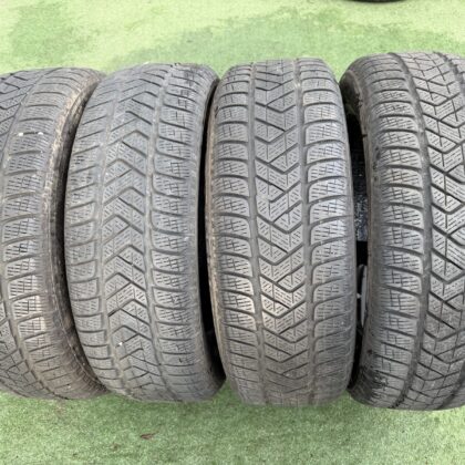 Pirelli 215/65 R17