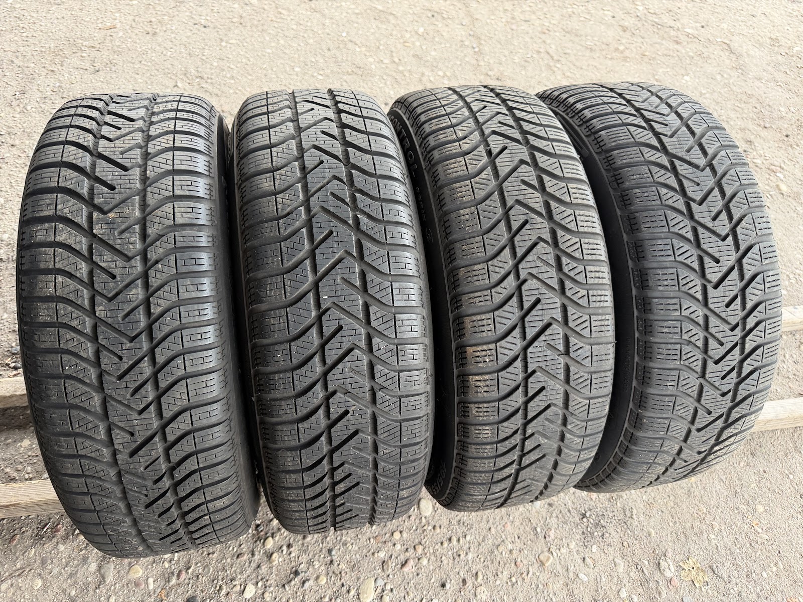 Pirelli 195/55 R17