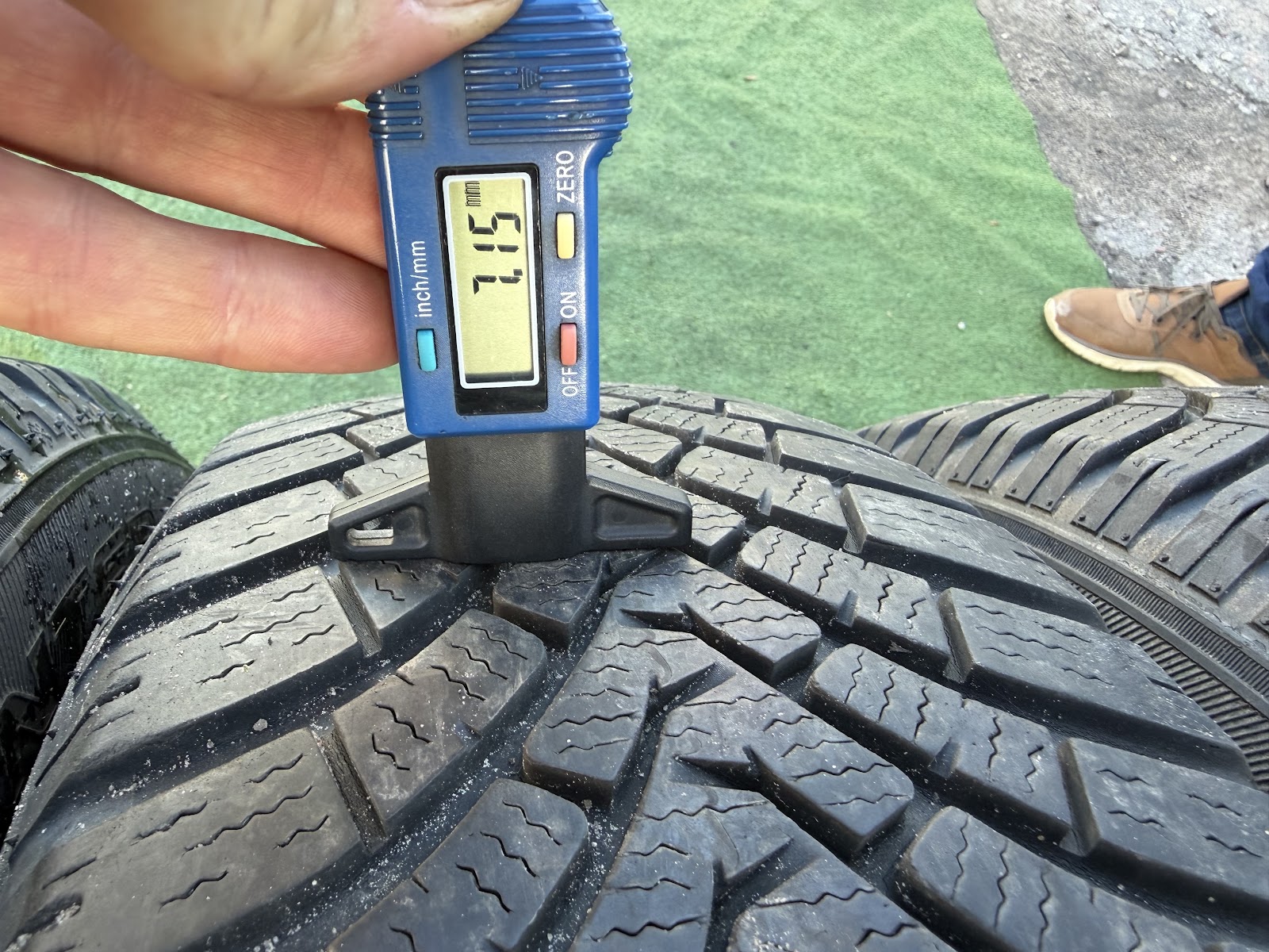 Falken 215/65 R17 - Image 5