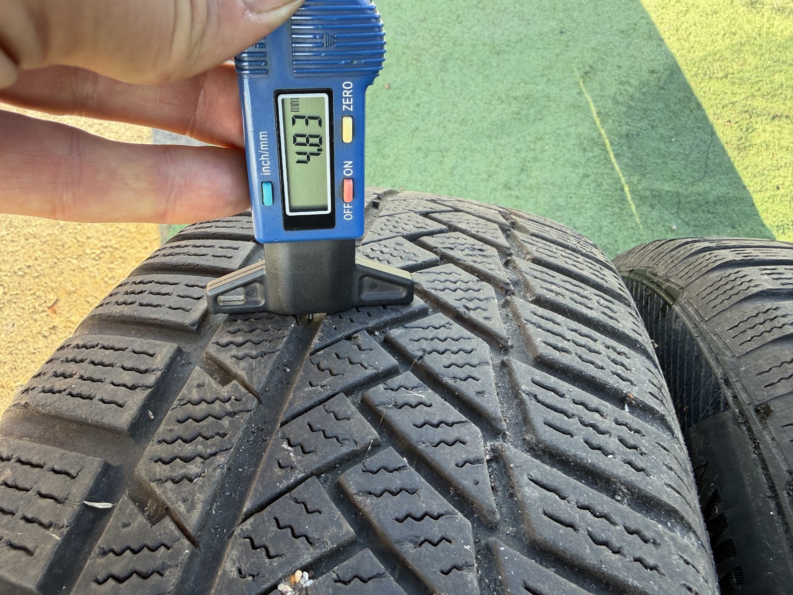 Continental 215/65 R17 - Image 7