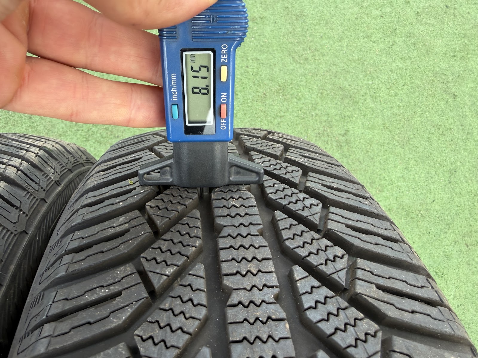 Semperit 185/60 R16 - Image 2