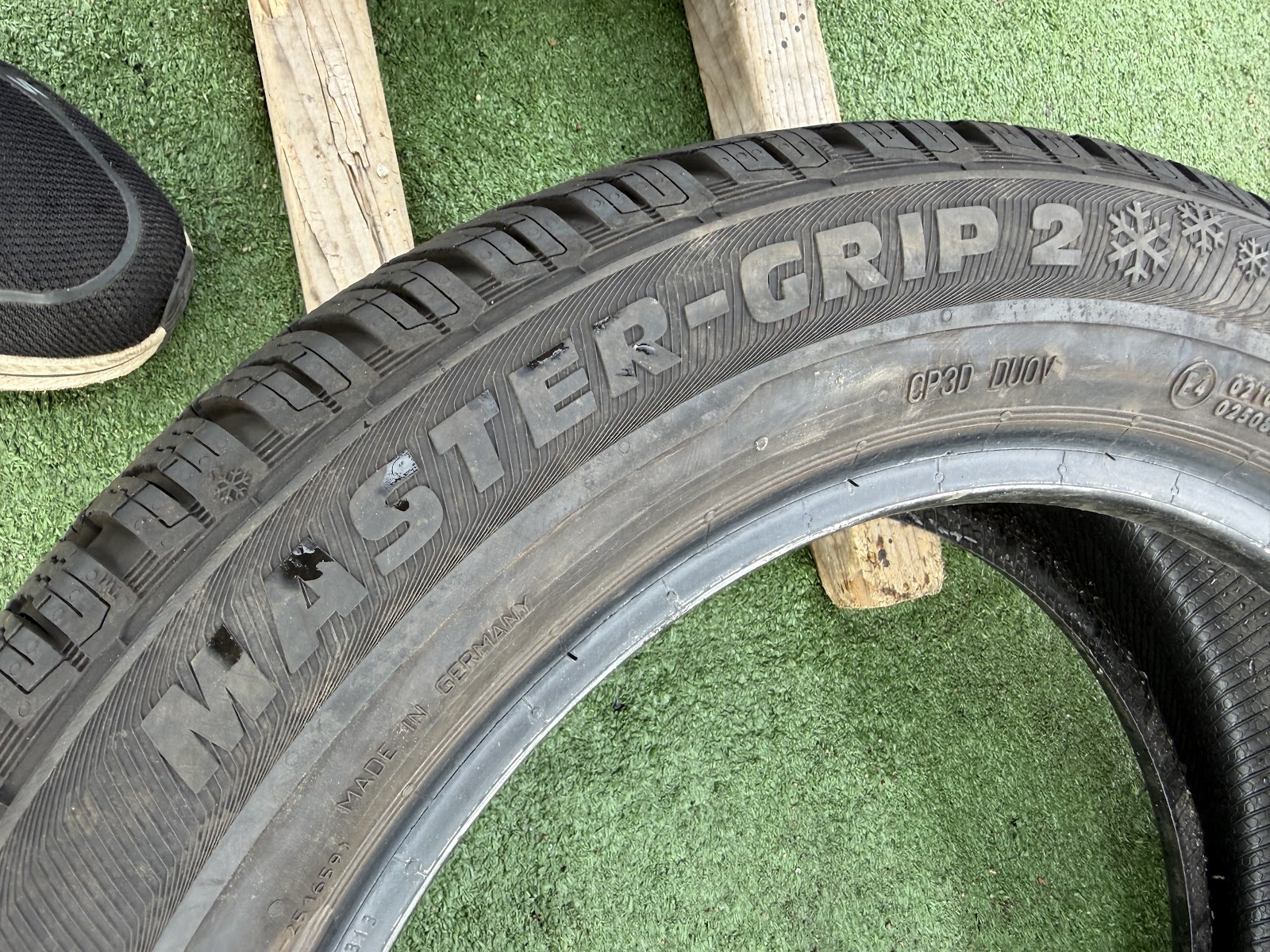 Semperit 185/60 R16 - Image 6
