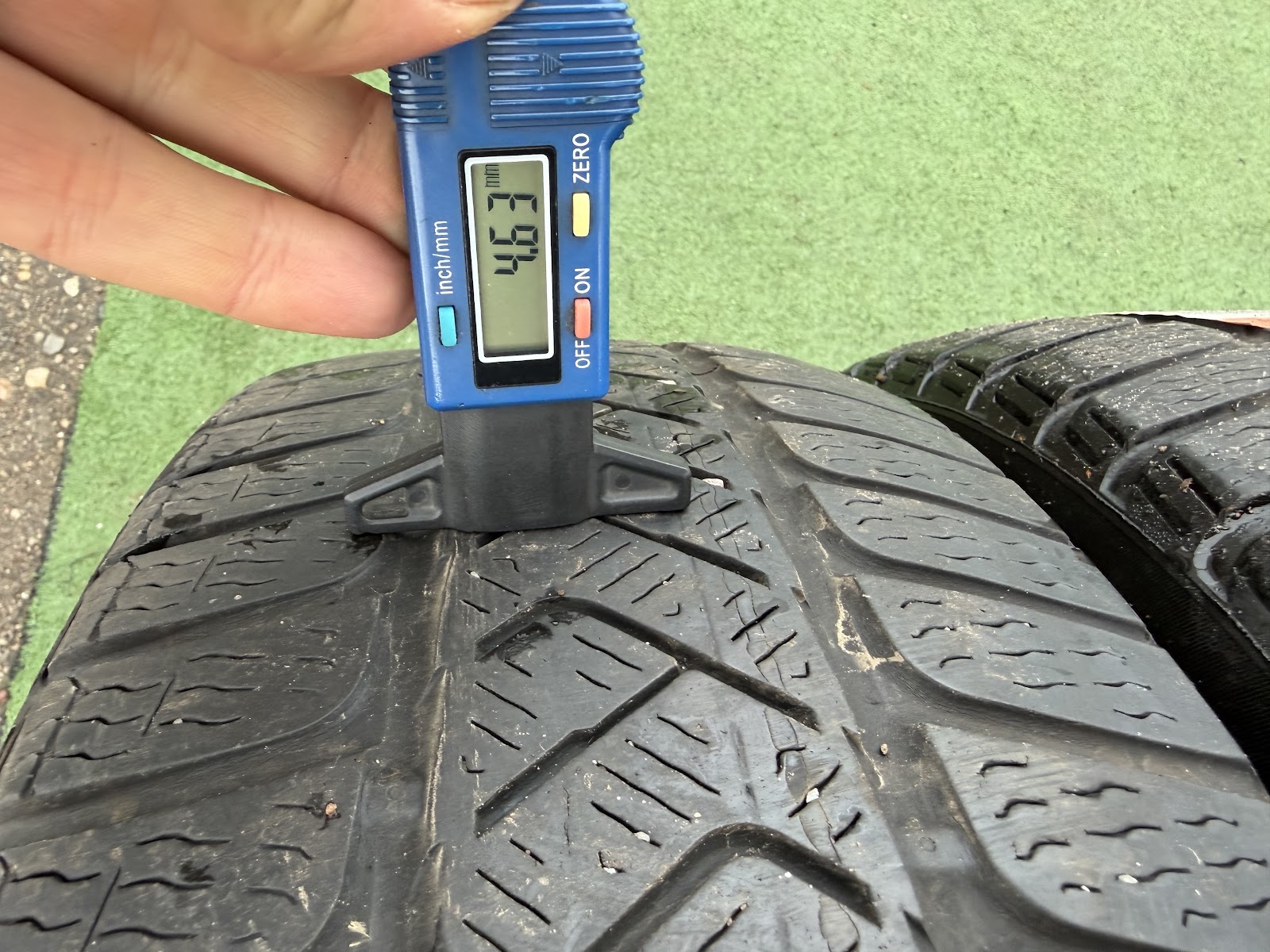 Toyo 215/60 R16 - Image 7